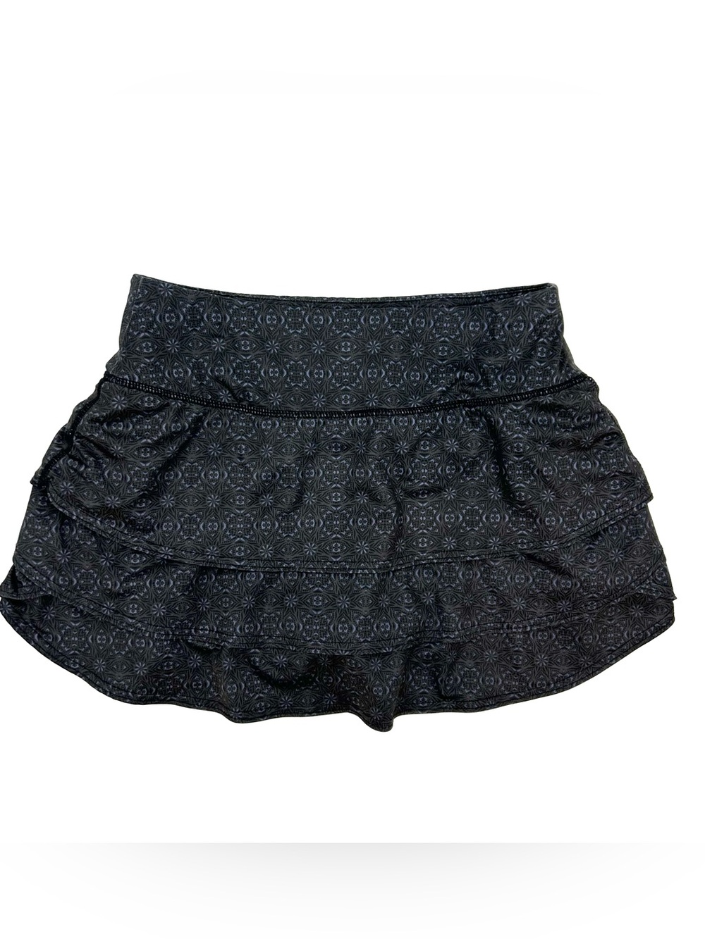 Athleta Swagger Tiered Skort Black Grey Floral